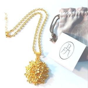 NWT Roberto RFM Designer Necklace